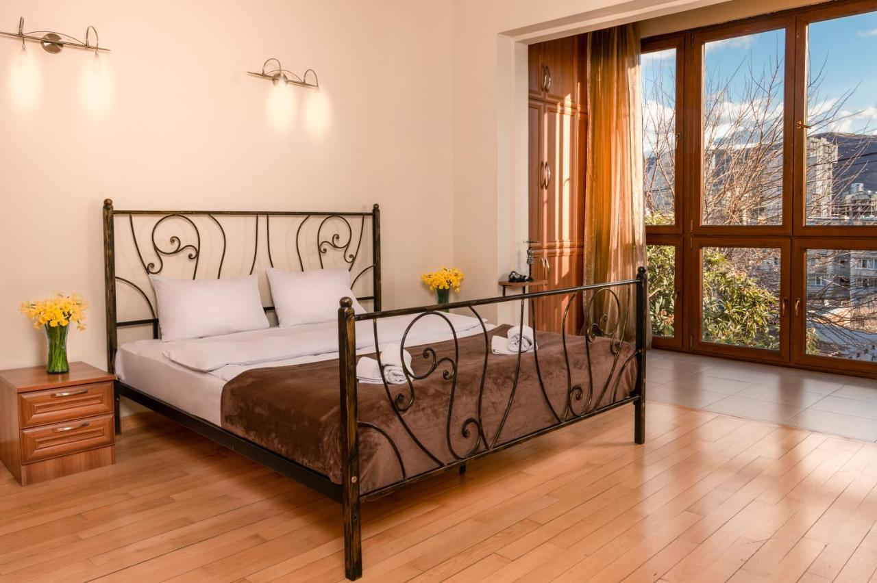 Hotel Vaki Τυφλίδα Εξωτερικό φωτογραφία