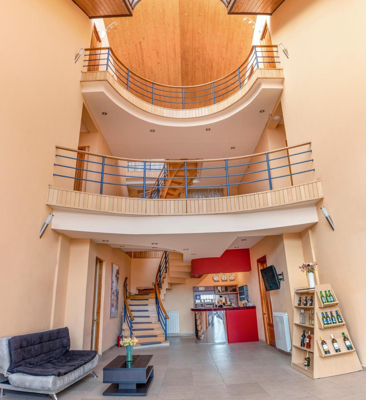 Hotel Vaki Τυφλίδα Εξωτερικό φωτογραφία
