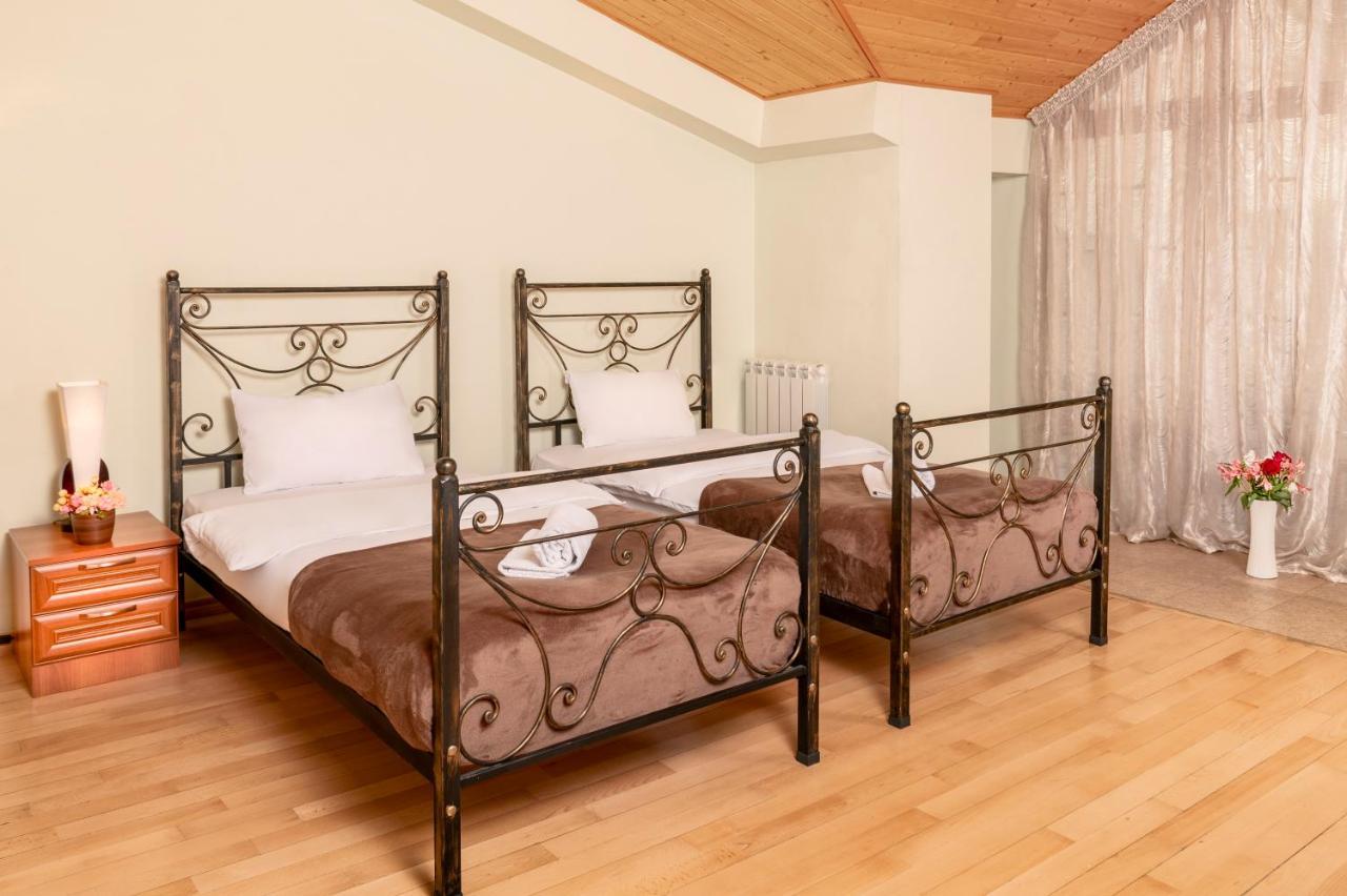 Hotel Vaki Τυφλίδα Εξωτερικό φωτογραφία