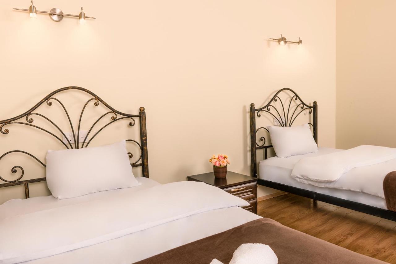 Hotel Vaki Τυφλίδα Εξωτερικό φωτογραφία